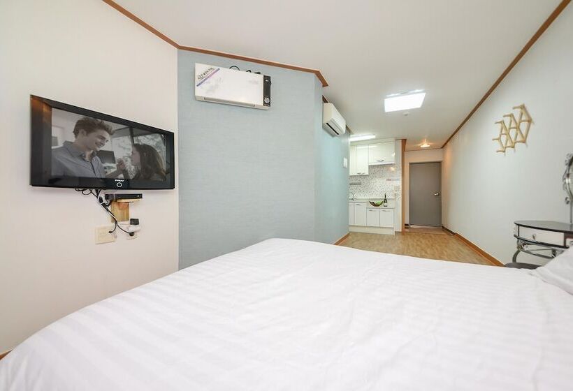 Ganghwa Punggyung Gryujineon Zip Pension