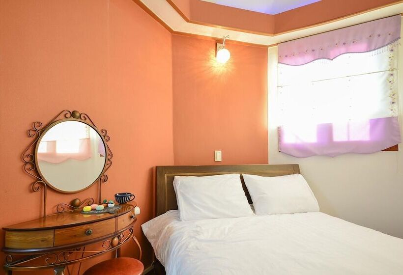 Ganghwa Punggyung Gryujineon Zip Pension