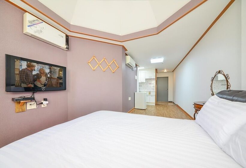 Ganghwa Punggyung Gryujineon Zip Pension