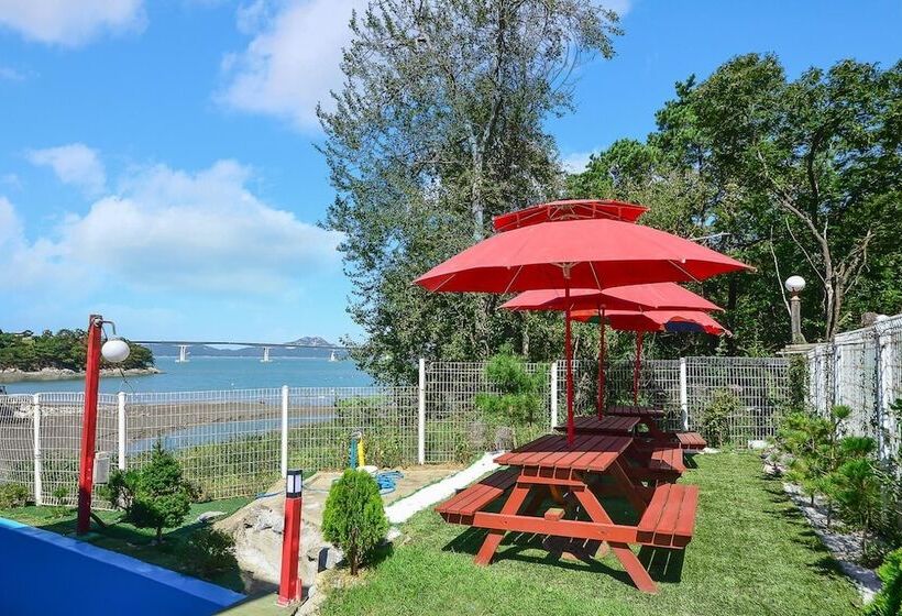 Ganghwa Punggyung Gryujineon Zip Pension