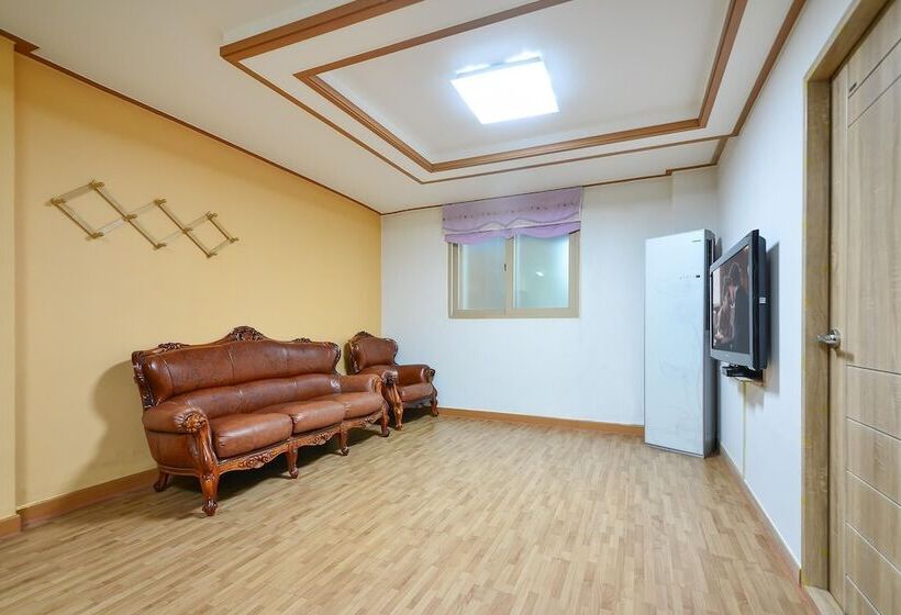 Ganghwa Punggyung Gryujineon Zip Pension