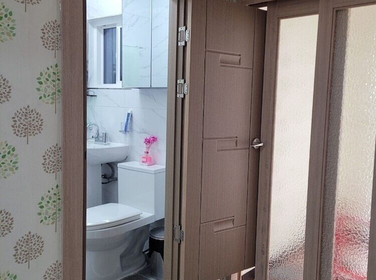 Ganghwa Punggyung Gryujineon Zip Pension