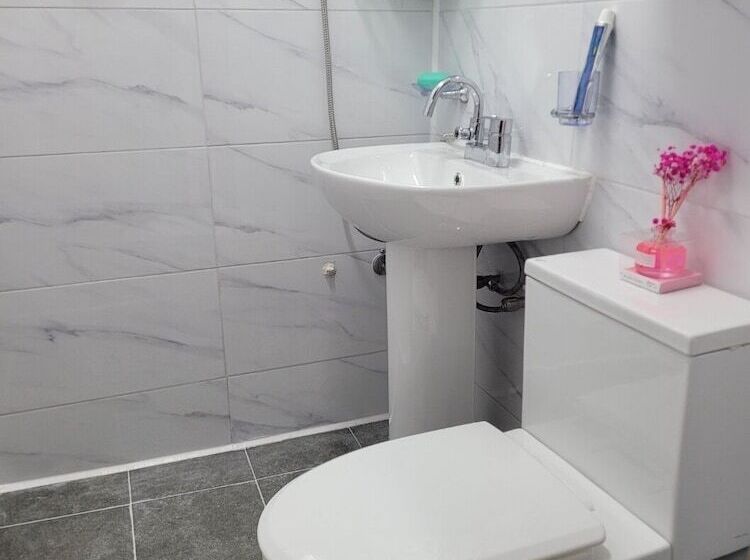 Ganghwa Punggyung Gryujineon Zip Pension