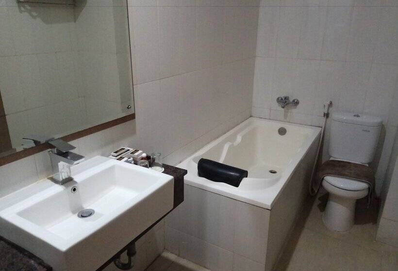 Grand Dian Hotel Slawi