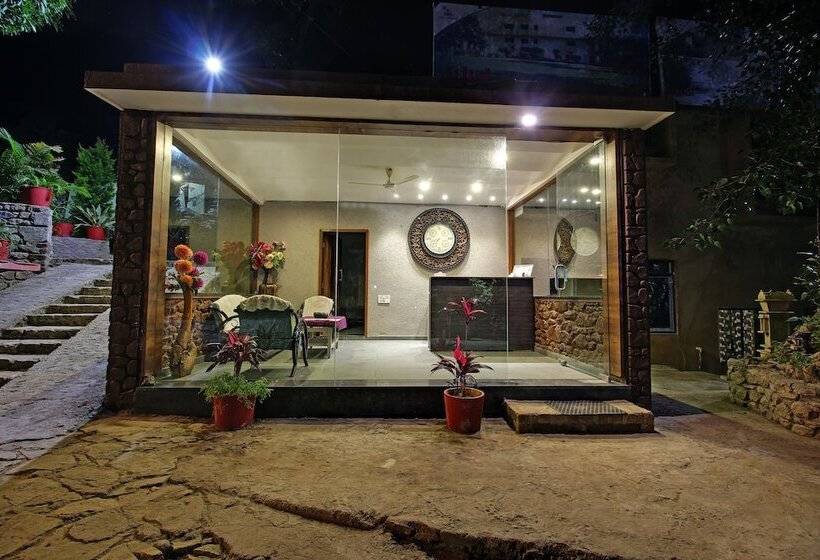 فندق Achal Resort