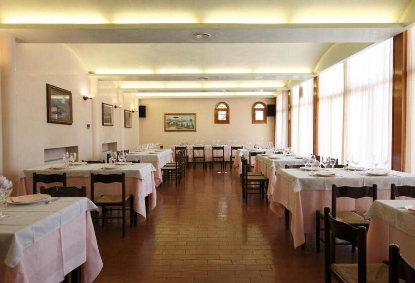 فندق Albergo Ristorante Giulietta E Romeo