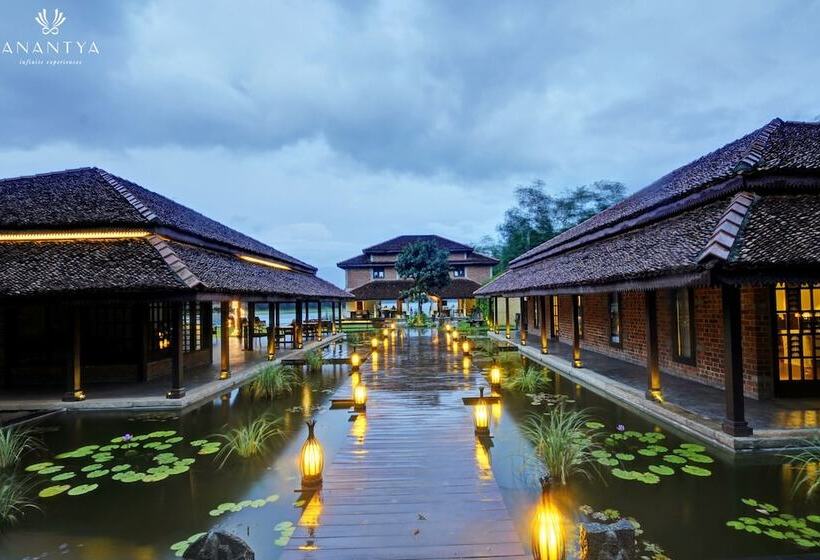 ホテル Anantya By The Lake