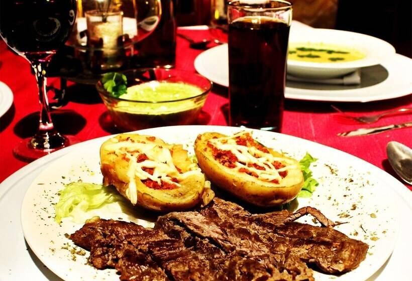 فندق And Suites Mansion San Antonio