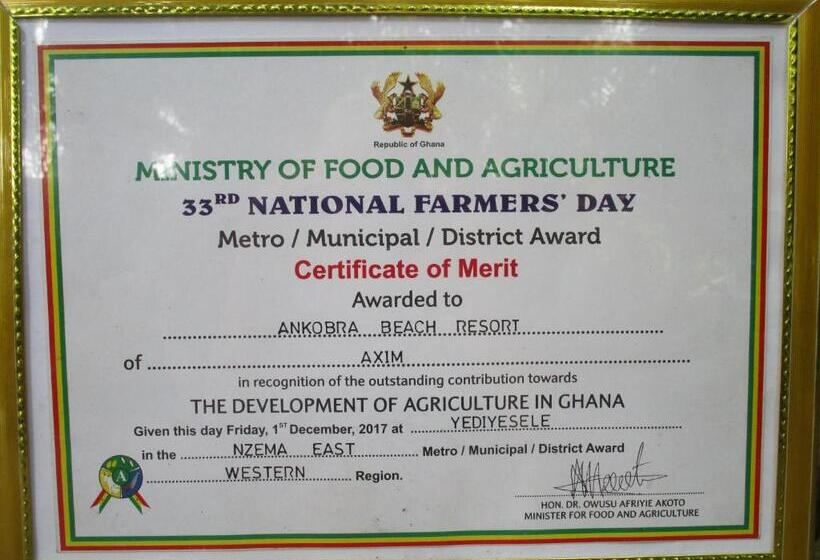 فندق Ankobra Beach Resort