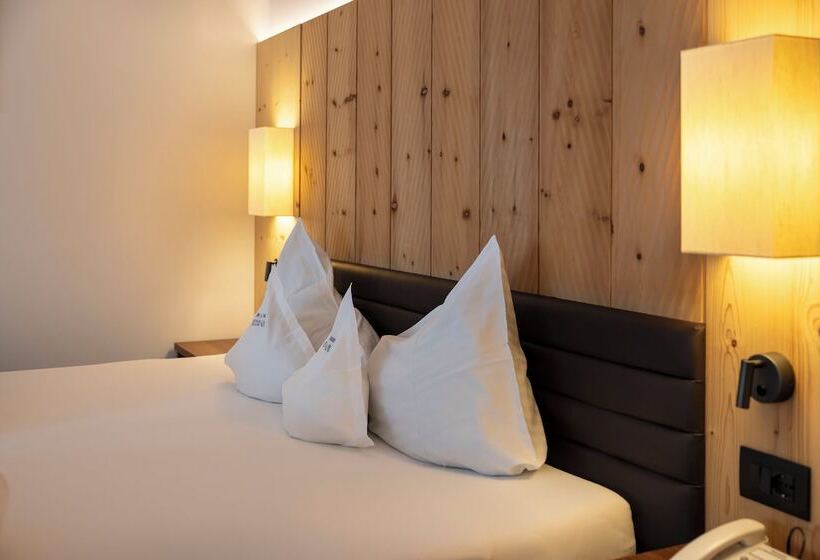 호텔 Artnatur Dolomites