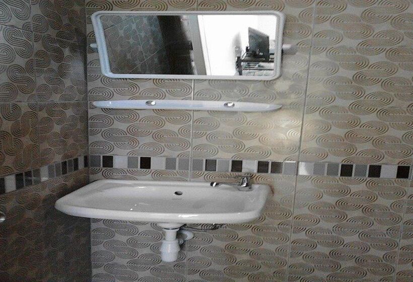 ホテル Baan Pennee