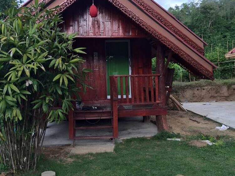 هتل Baan Phukaotoknam Resort