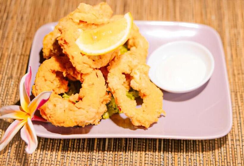 בית מלון כפרי Bataran Garden Cottage