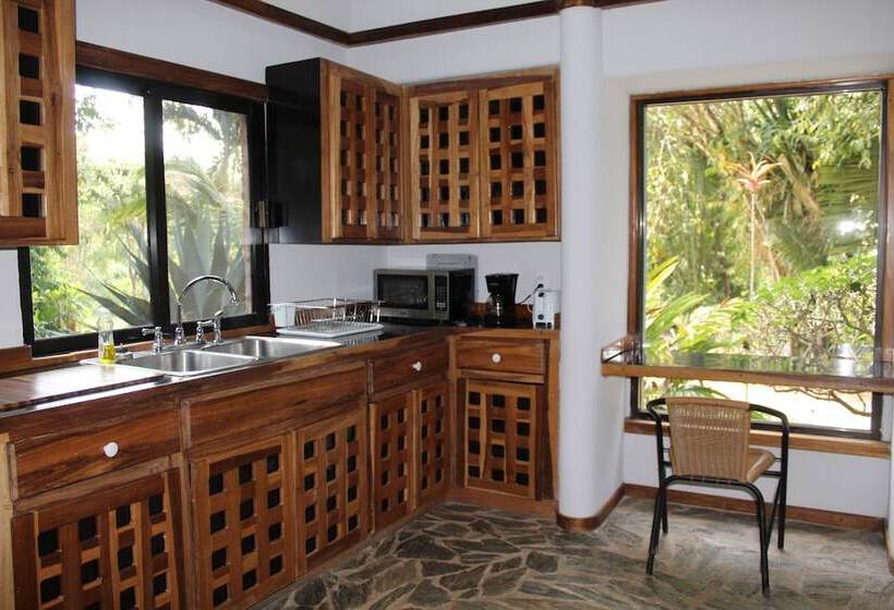 فندق Calico Jack S Village