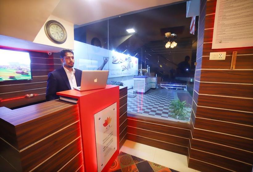 ホテル Chanakya Resort By Alr