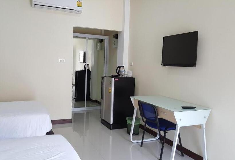 فندق Charoensuk Grand