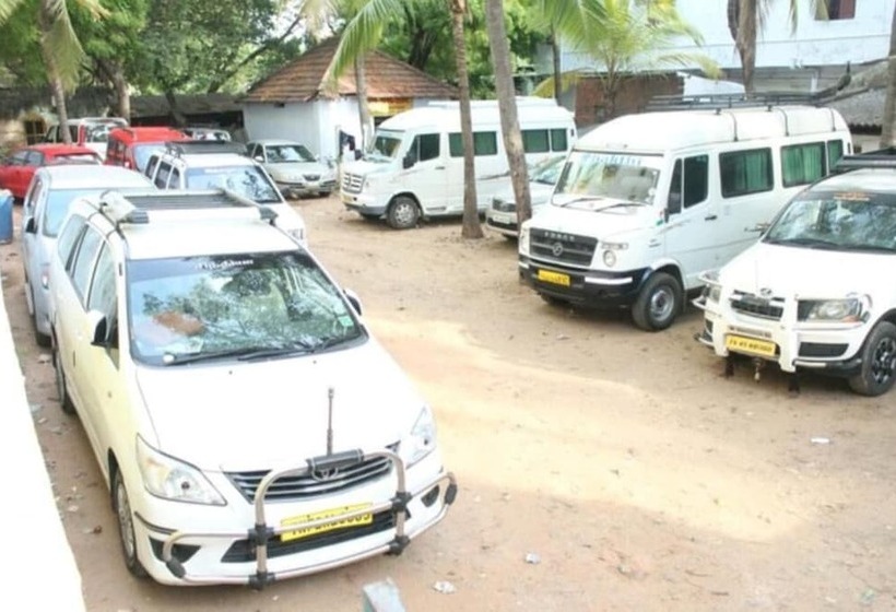 Отель Chitra Park