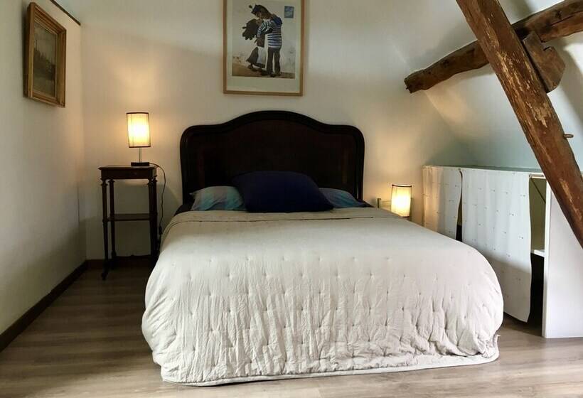 בית מלון כפרי Château D Harcelaines