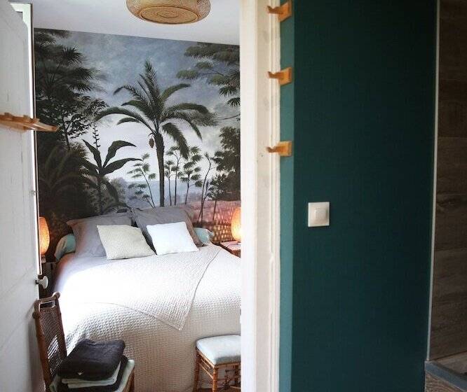 בית מלון כפרי Château D Harcelaines