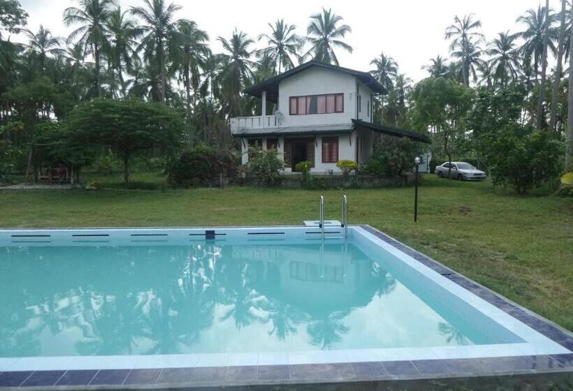 בית מלון כפרי Cocoworld Bungalow