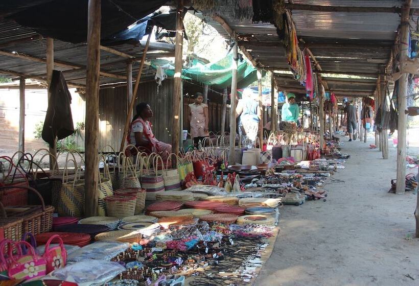 בית מלון כפרי Coral Divers