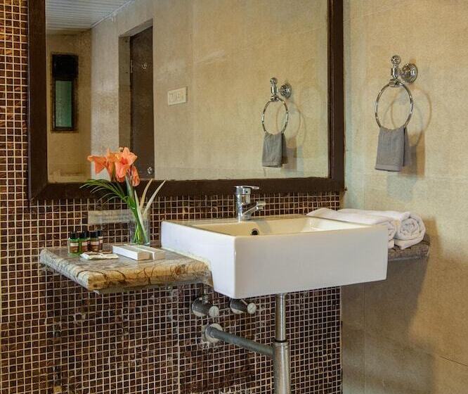 בית מלון כפרי Discover Resorts