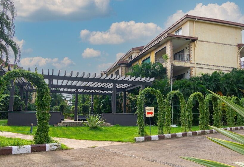 בית מלון כפרי Discover Resorts