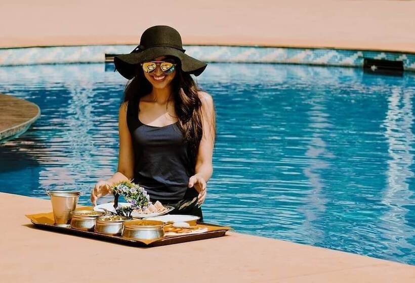 בית מלון כפרי Discover Resorts