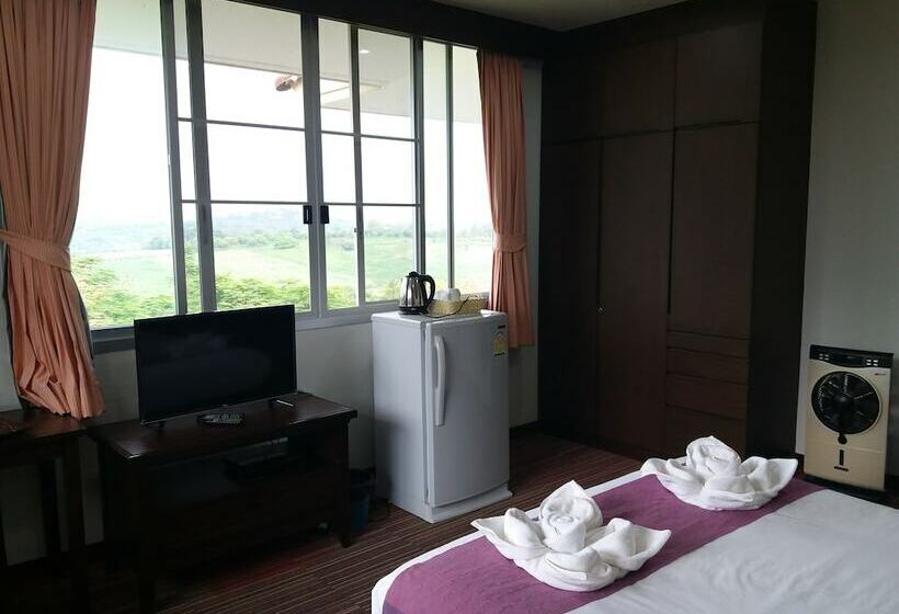 בית מלון כפרי Eden Hill Resort