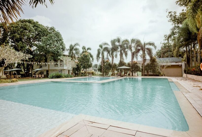 호텔 Estancia De Lorenzo Tarlac