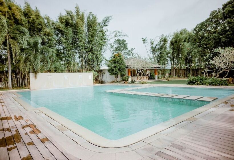 호텔 Estancia De Lorenzo Tarlac