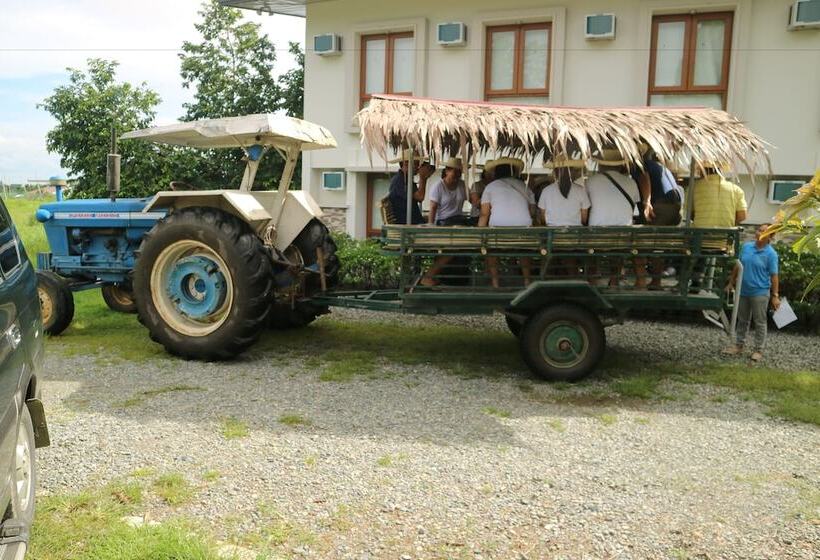 호텔 Estancia De Lorenzo Tarlac