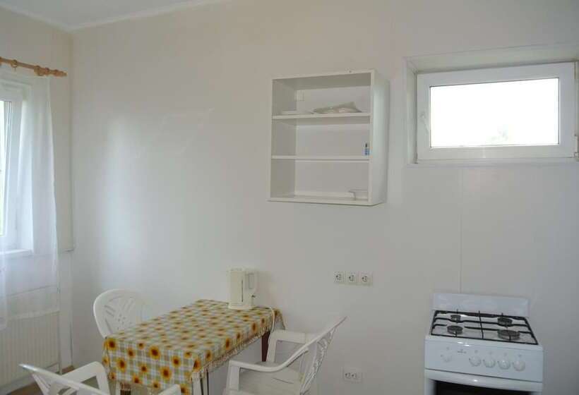 Отель Gallery Art