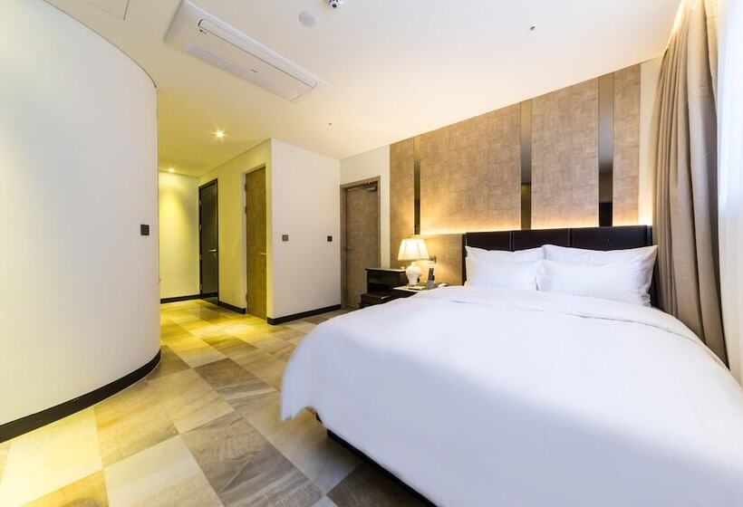 فندق Guri Galmae Indi Present