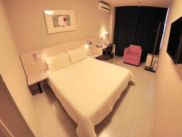 Отель Jinjiang Inn Jilin Songyuan Qian Gorlos