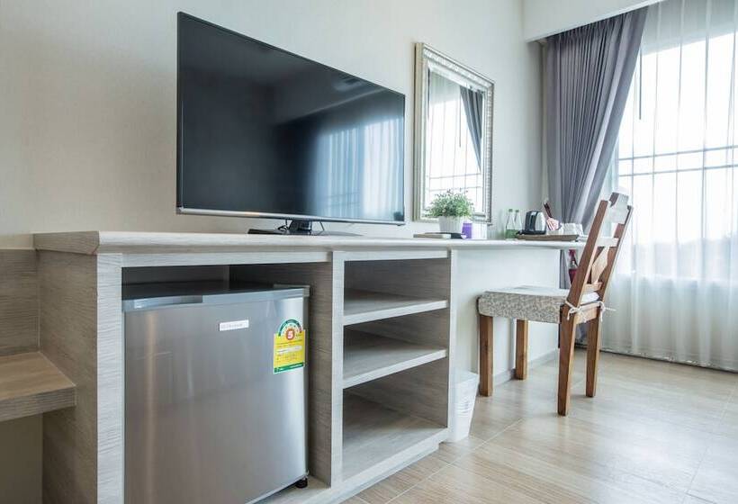 酒店 Juntra Resort And