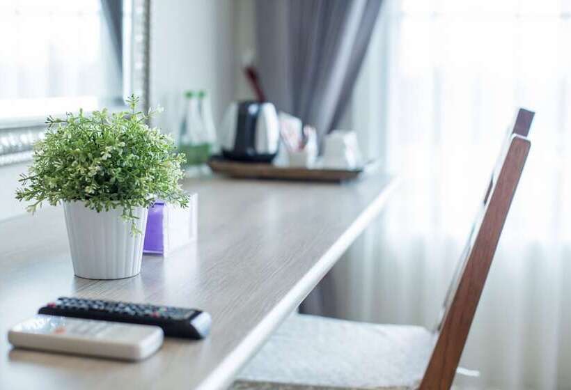 酒店 Juntra Resort And