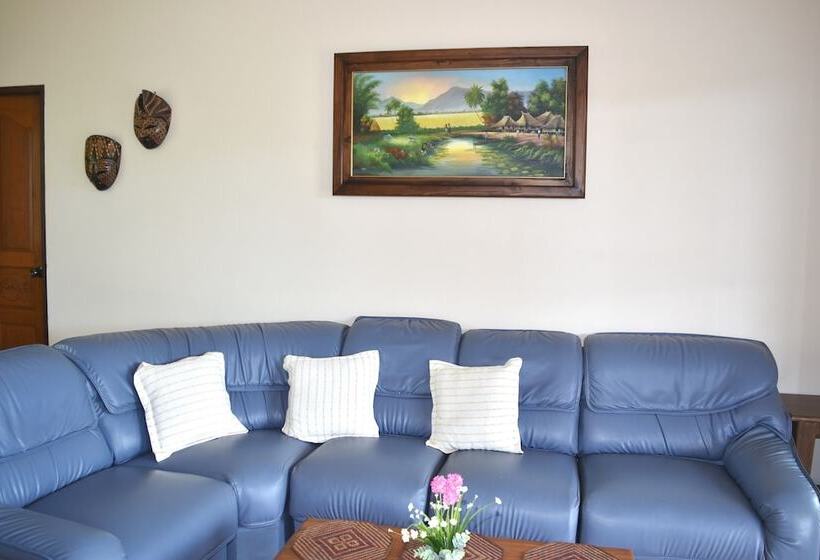 בית מלון כפרי Kate House Bangsaphan