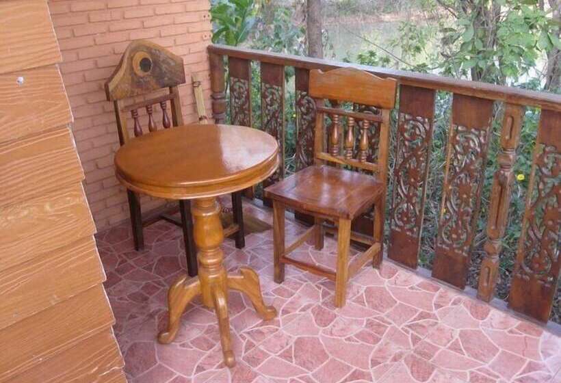 Отель Kong Tong Resort