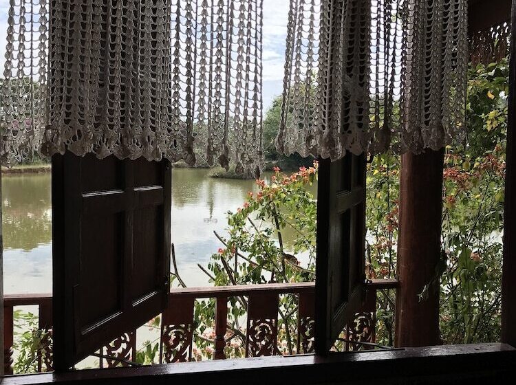 Отель Kong Tong Resort