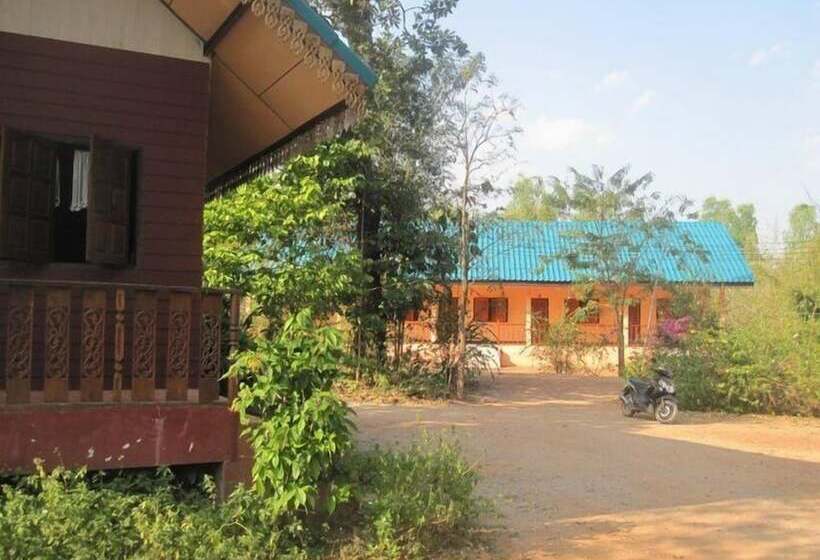 Отель Kong Tong Resort