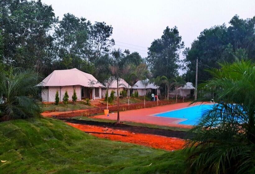 Hotel Magenta Resort Dandeli