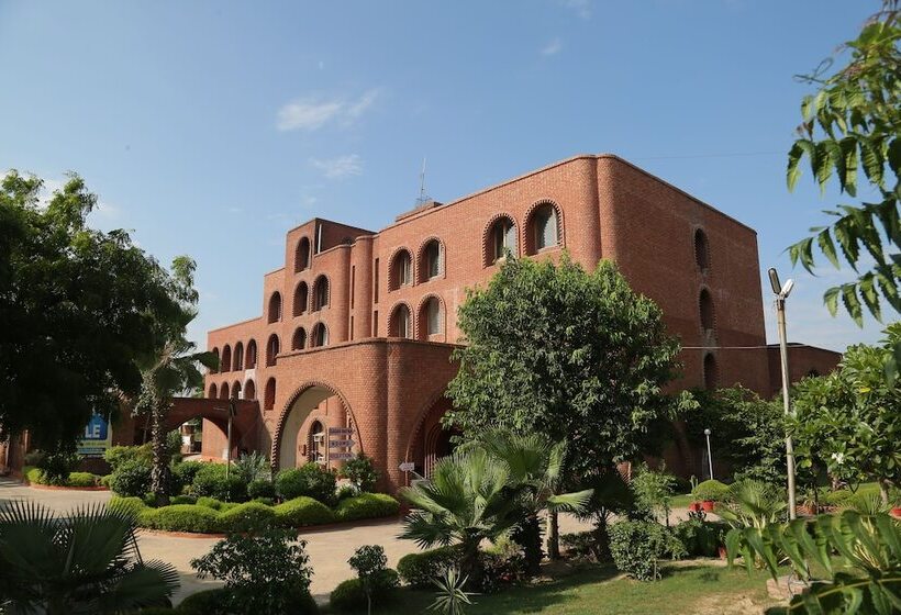 Отель Magsons Resorts