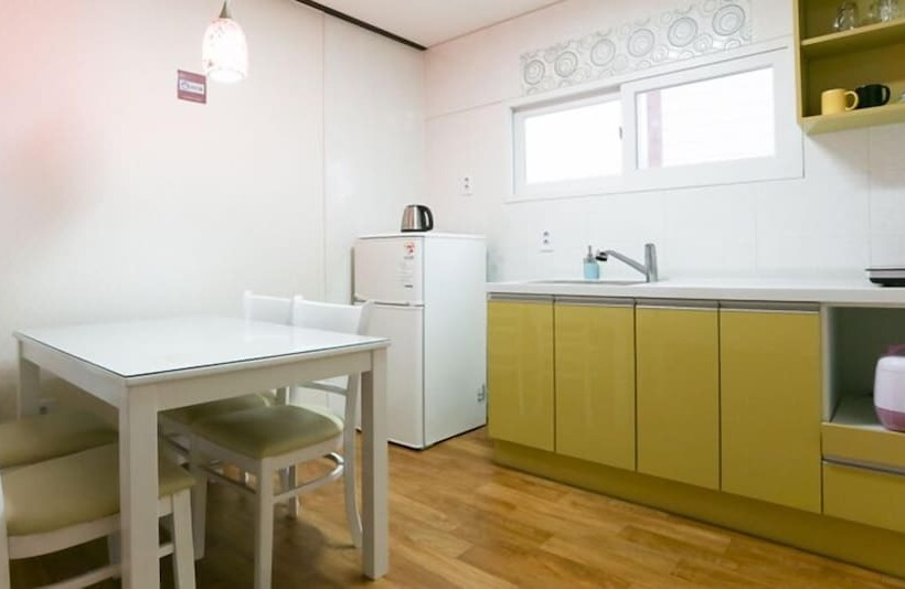 Hotel Mir House 1157