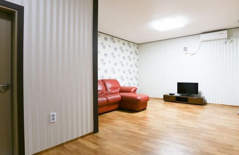 Hotel Mir House 1157