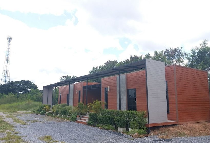 בית מלון כפרי Monrak Lamtakong Resort