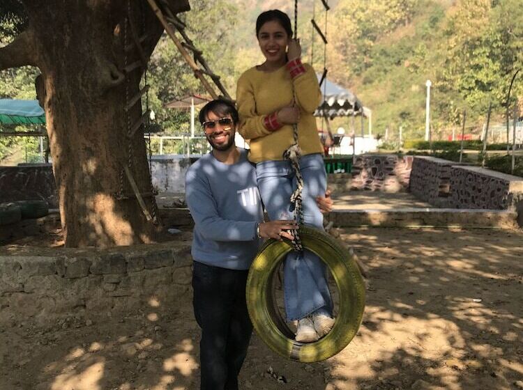 فندق Morni Hills Resort