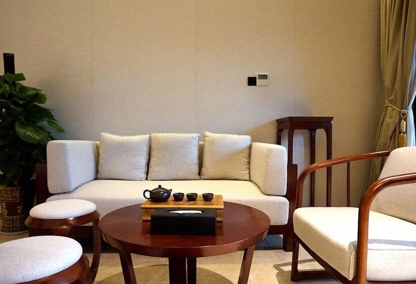 ホテル Narada Resort & Spa Cifu Lake Guangxi
