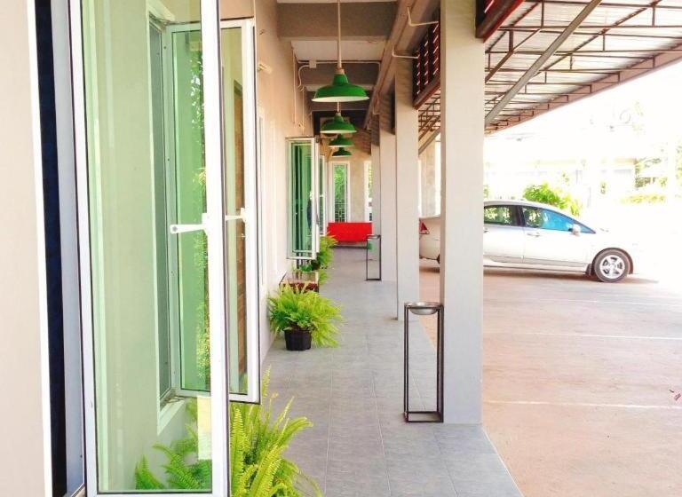 فندق Nithra Ratree