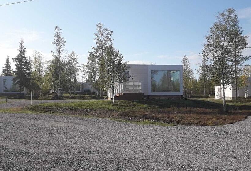 Отель Northern Lights Ranch